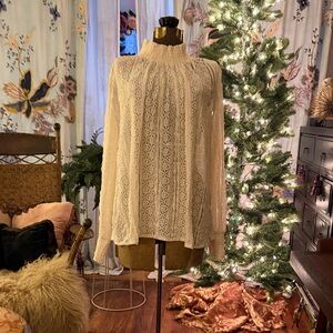 Sundance Cream Lace Blouse